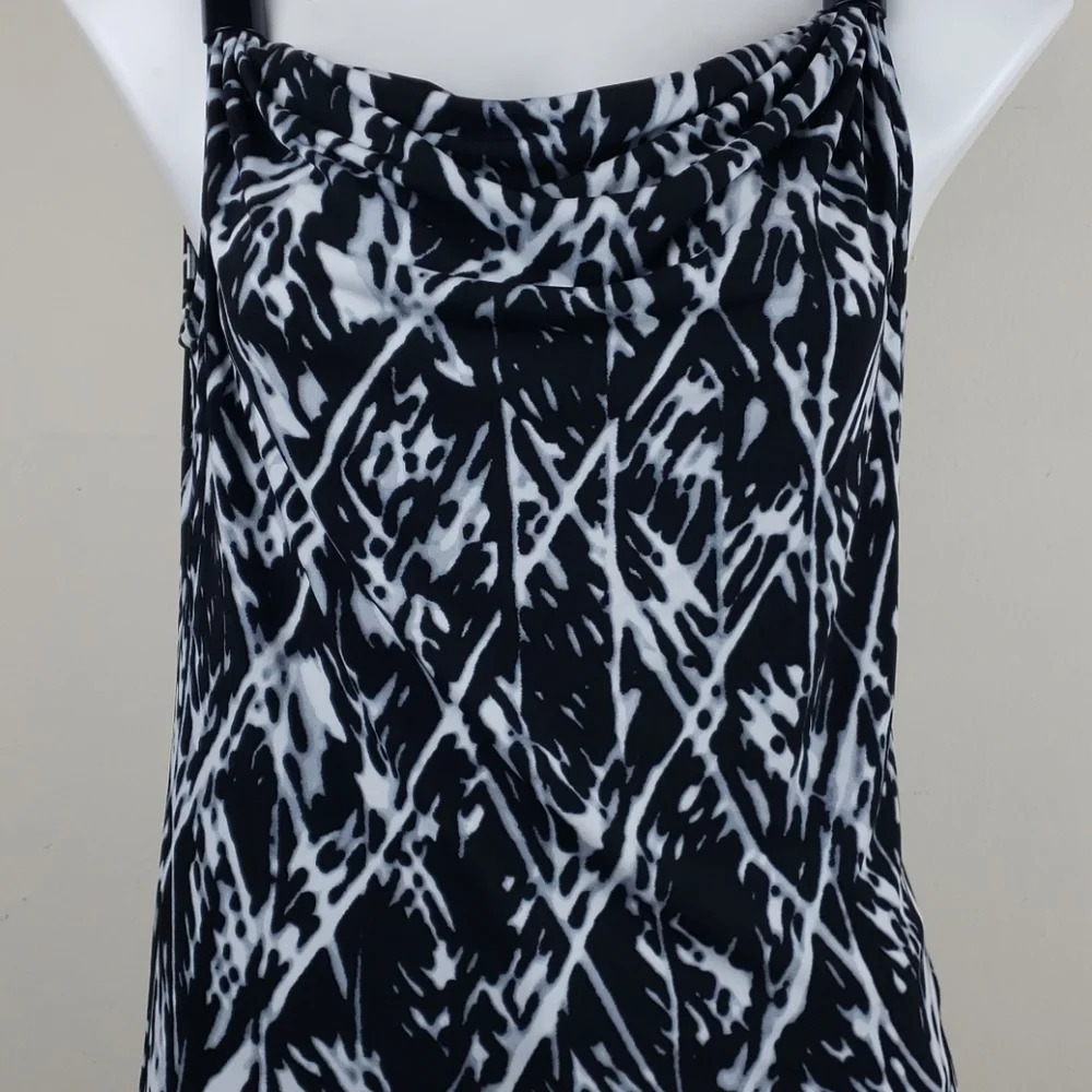 Kenneth Cole Black & White Draped Front Tank Top - Picture 4 of 12
